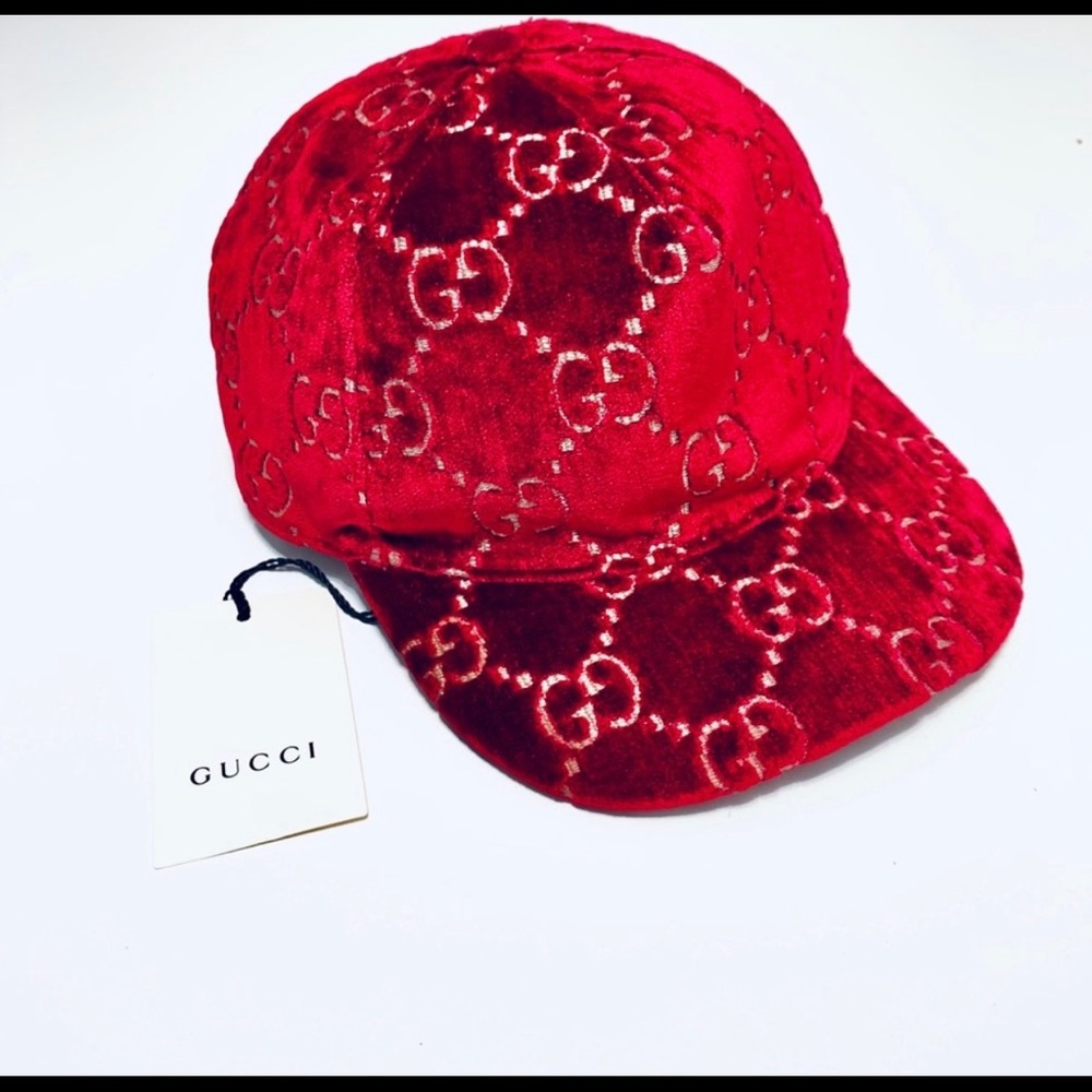 ❤️Gucci Velvet Hat❤️